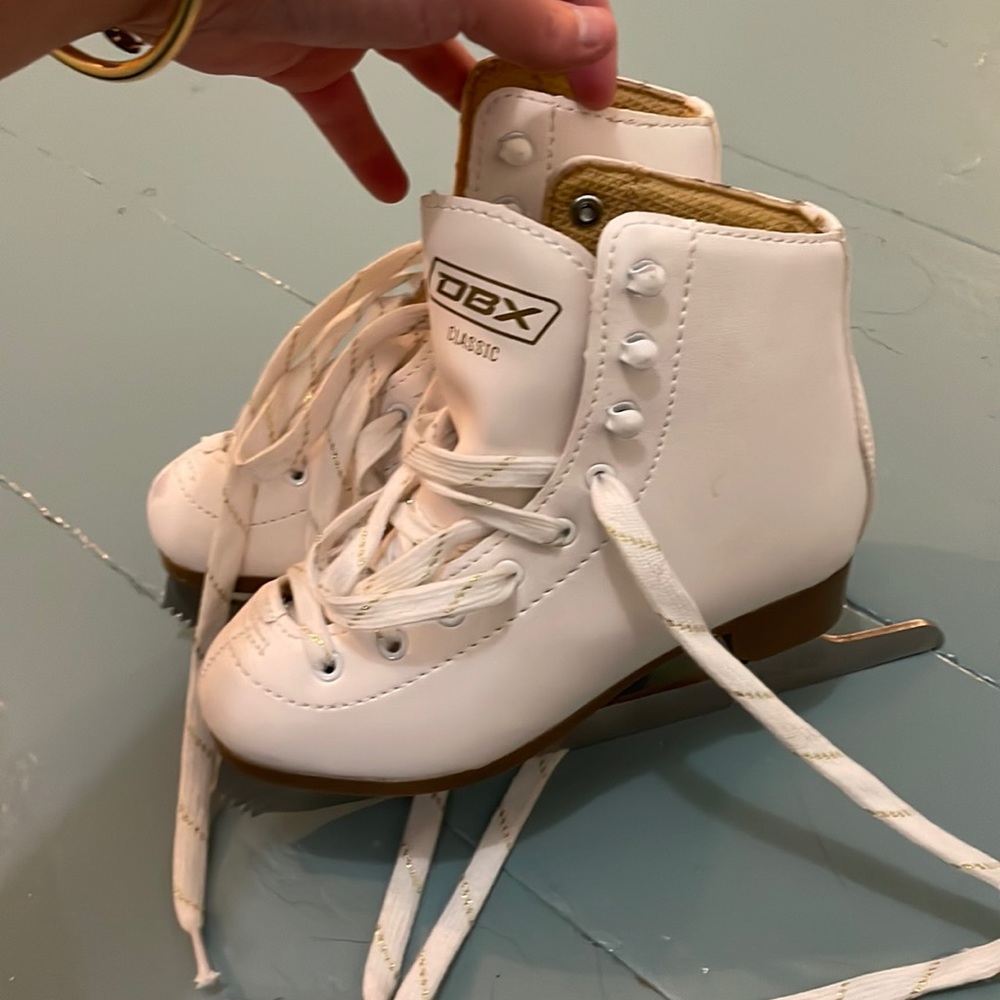 Classic White Kids Ice Skates